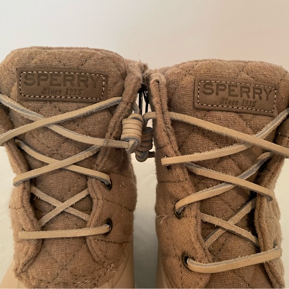 Sperry Women’s Duckboot in Oyster/Oatmeal, Size 7. - Picture 7 of 8